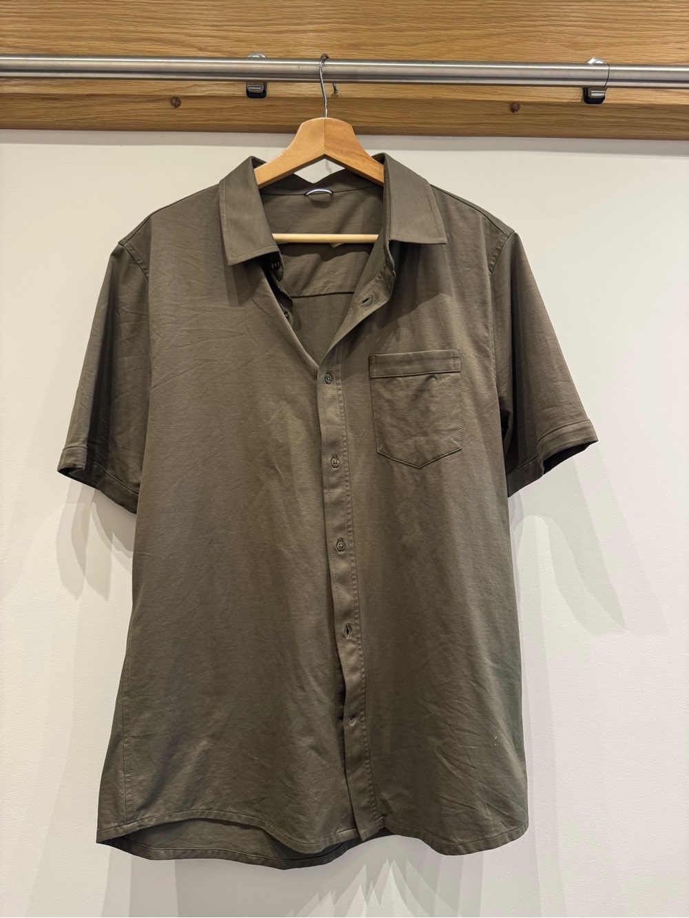 Kit and Ace Men's Short Sleeve Button-Up Shirt